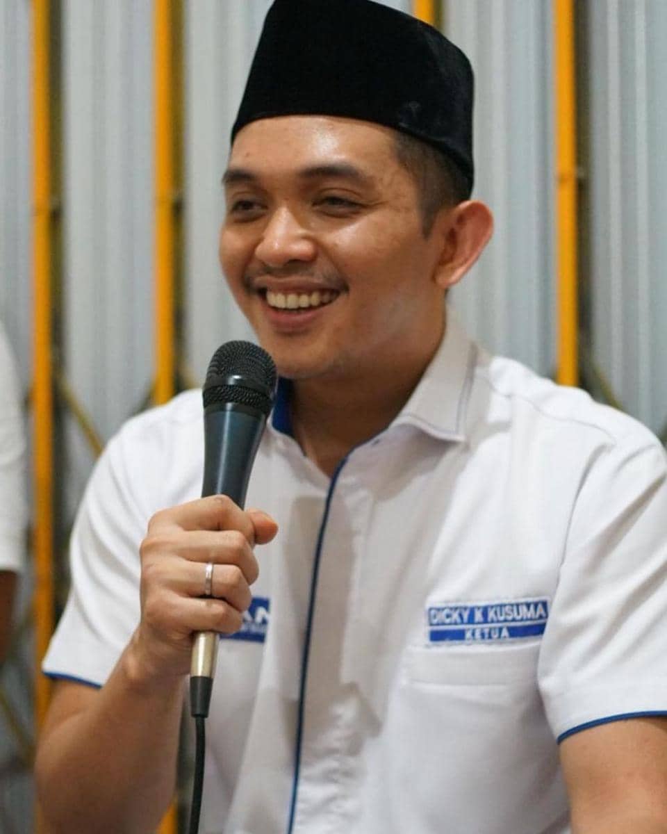 Instagram.com/@dickykurniawankusuma