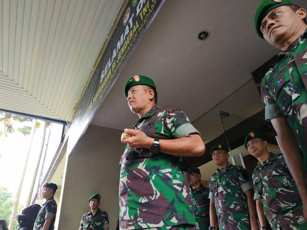 Panglima Kodam III Siliwangi, Mayjen Tri Soewandono.
