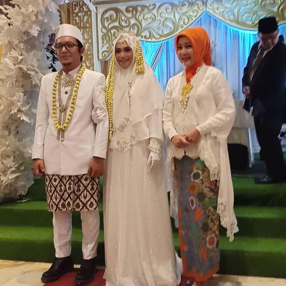 instagram.com/lienamulyadi