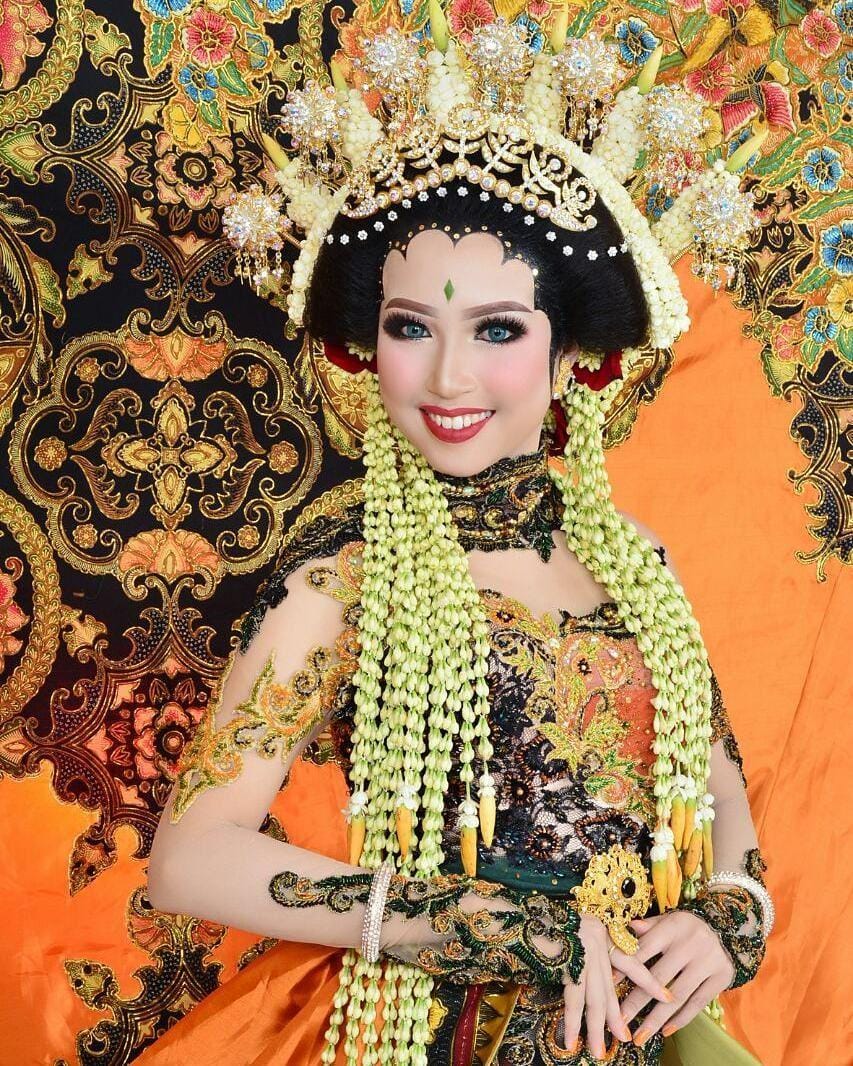 Instagram/asrileksono_parasasri