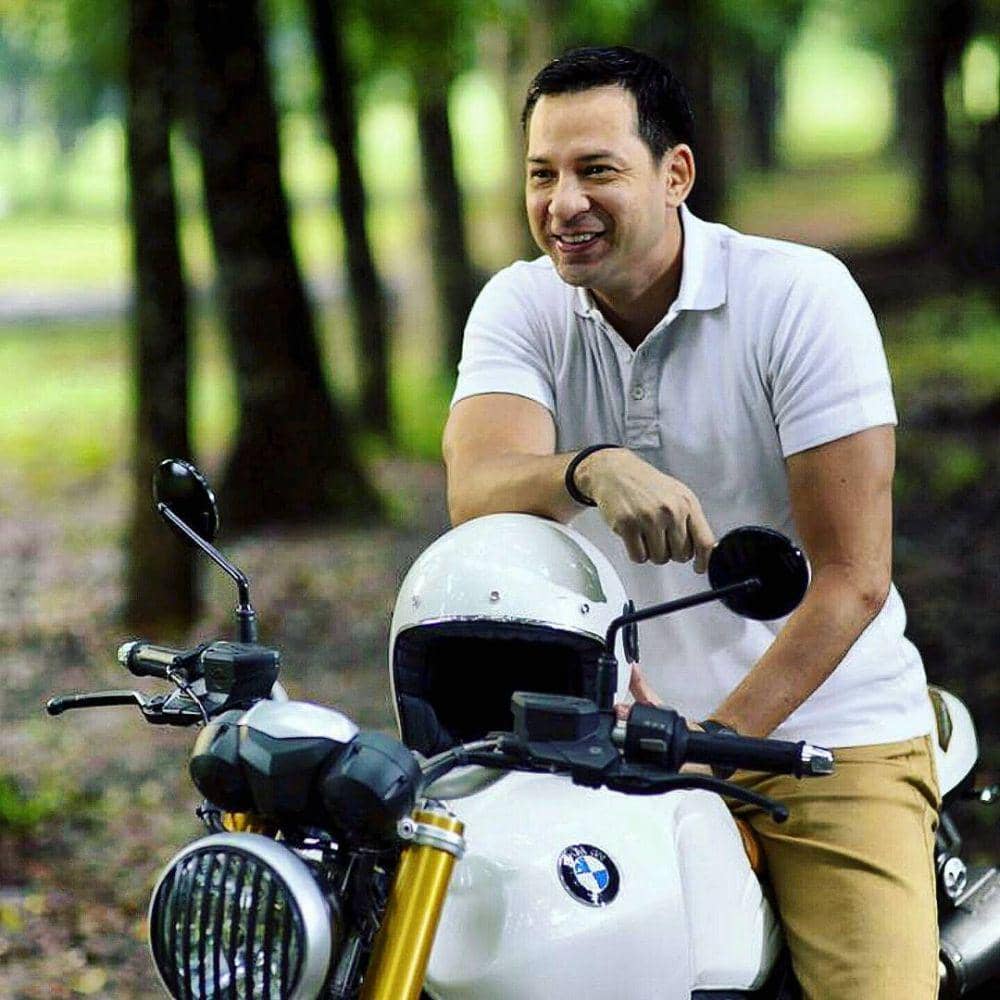 Instagram.com/ariwibowo_official