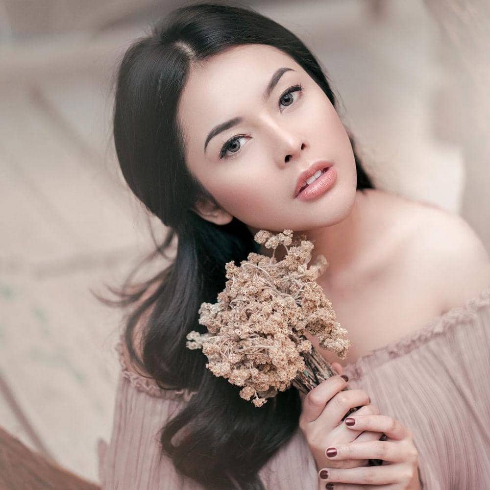 Instagram.com/elviacerolline