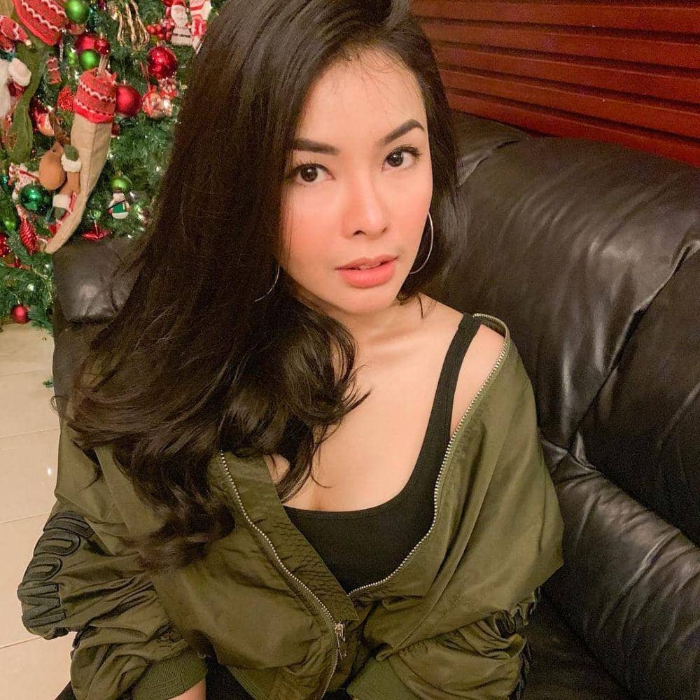 Instagram.com/elviacerolline