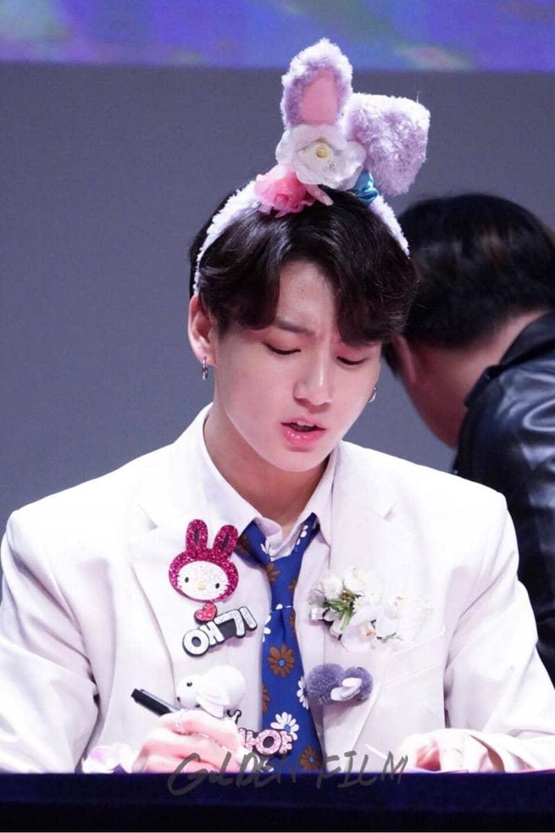 twitter.com/Cheerayaa