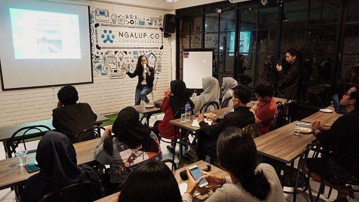 Instagram.com/ngalup.co