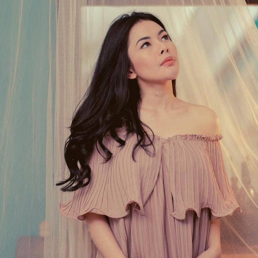 instagram.com/elviacerolline