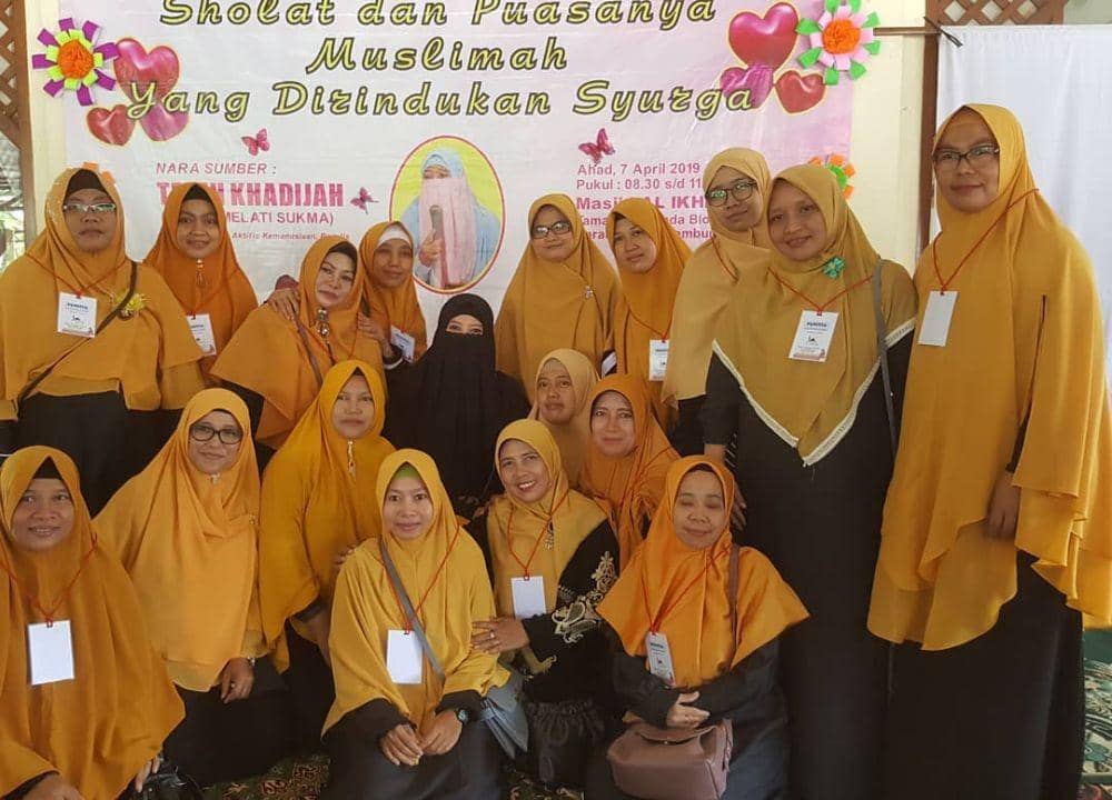 Instagram.com/sriyuliastari/