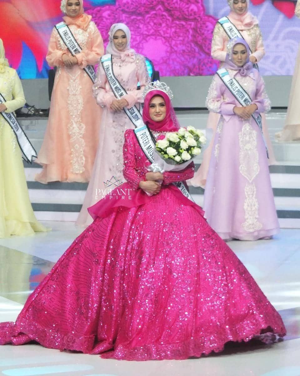 Instagram.com/pageantempire