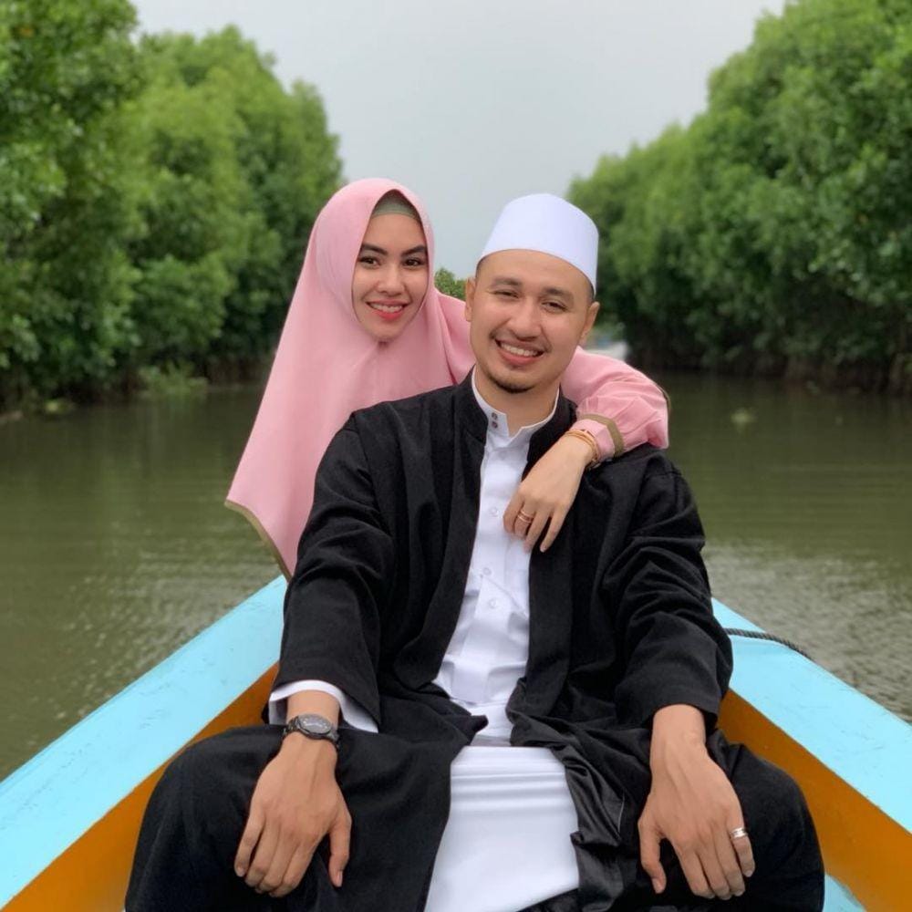 Instagram.com/kartikaputriworld