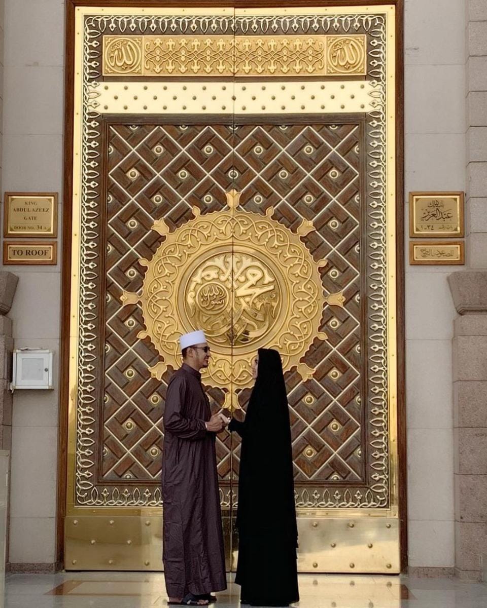 Instagram.com/kartikaputriworld