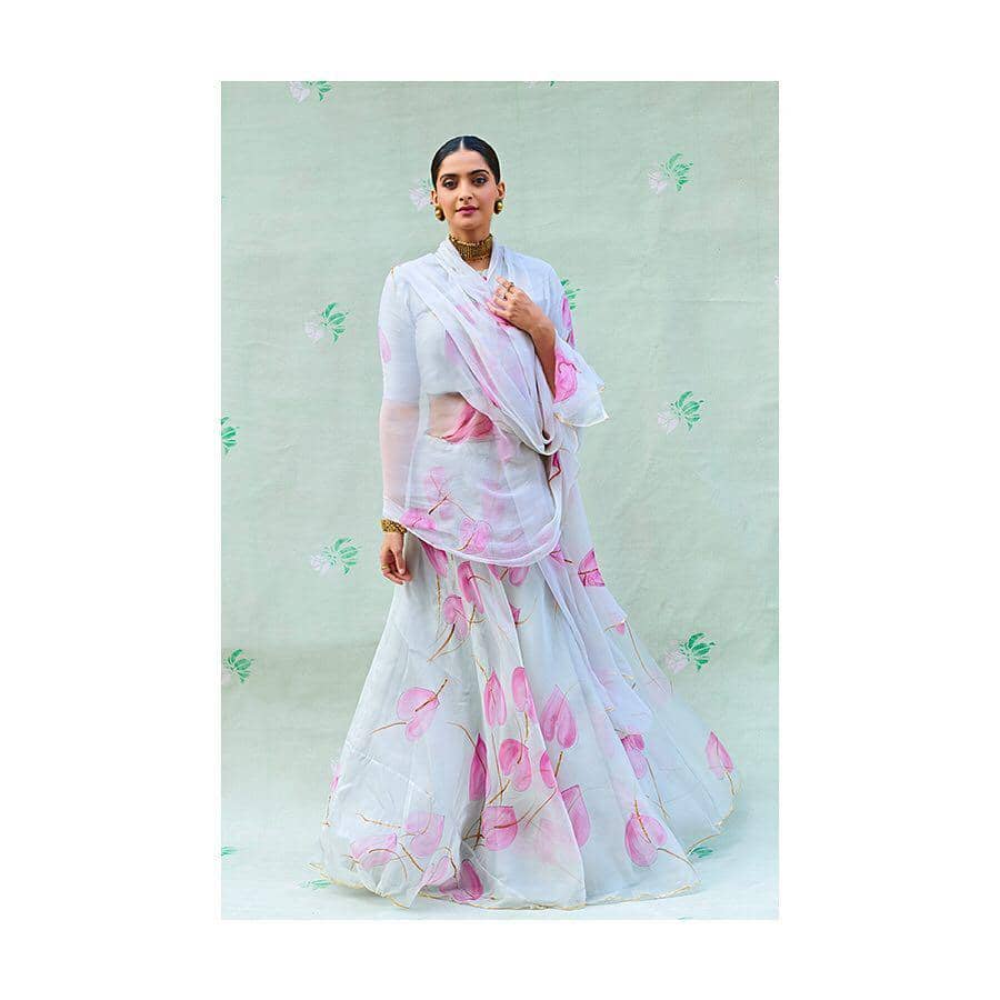 nstagram.com/sonamkapoor