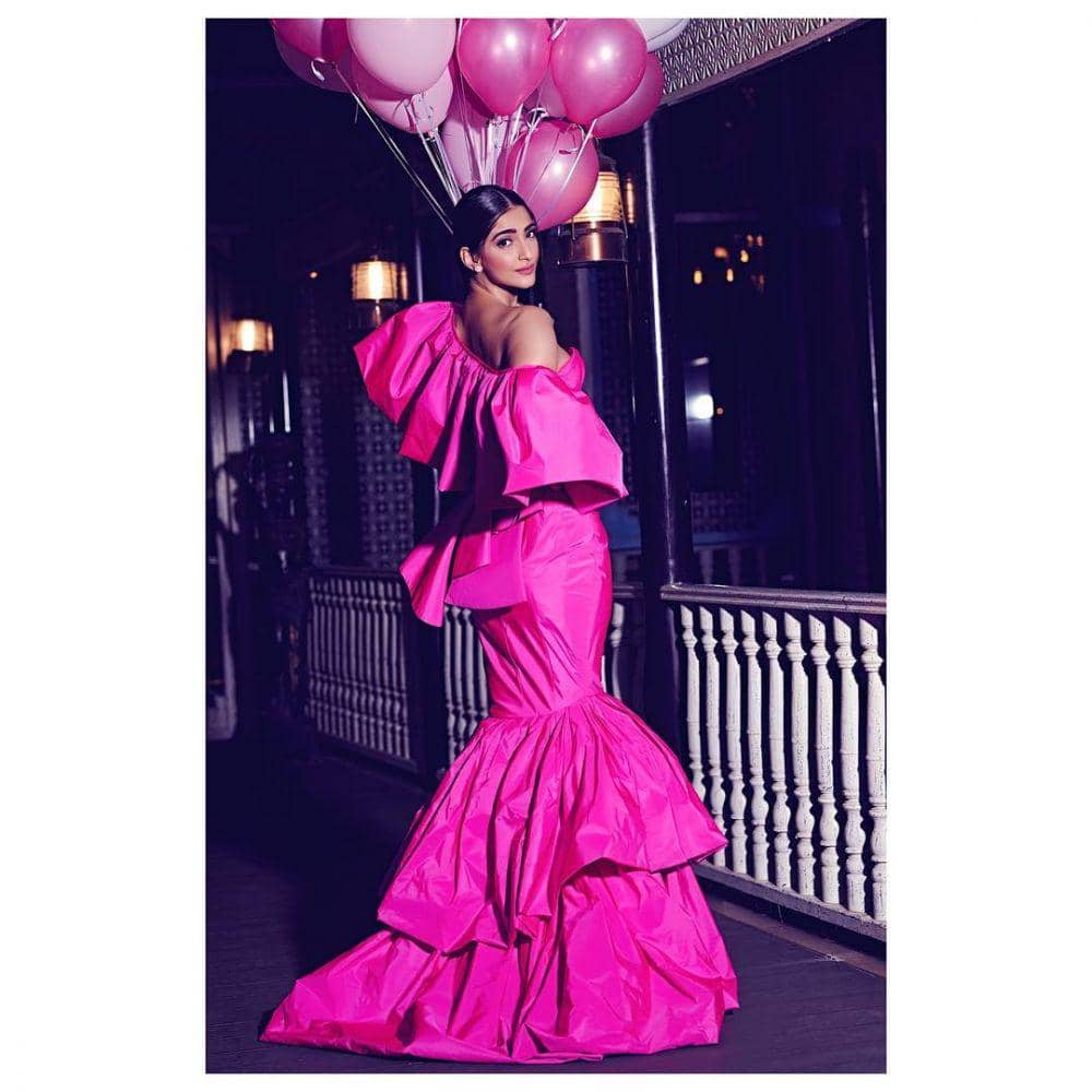 instagram.com/sonamkapoor