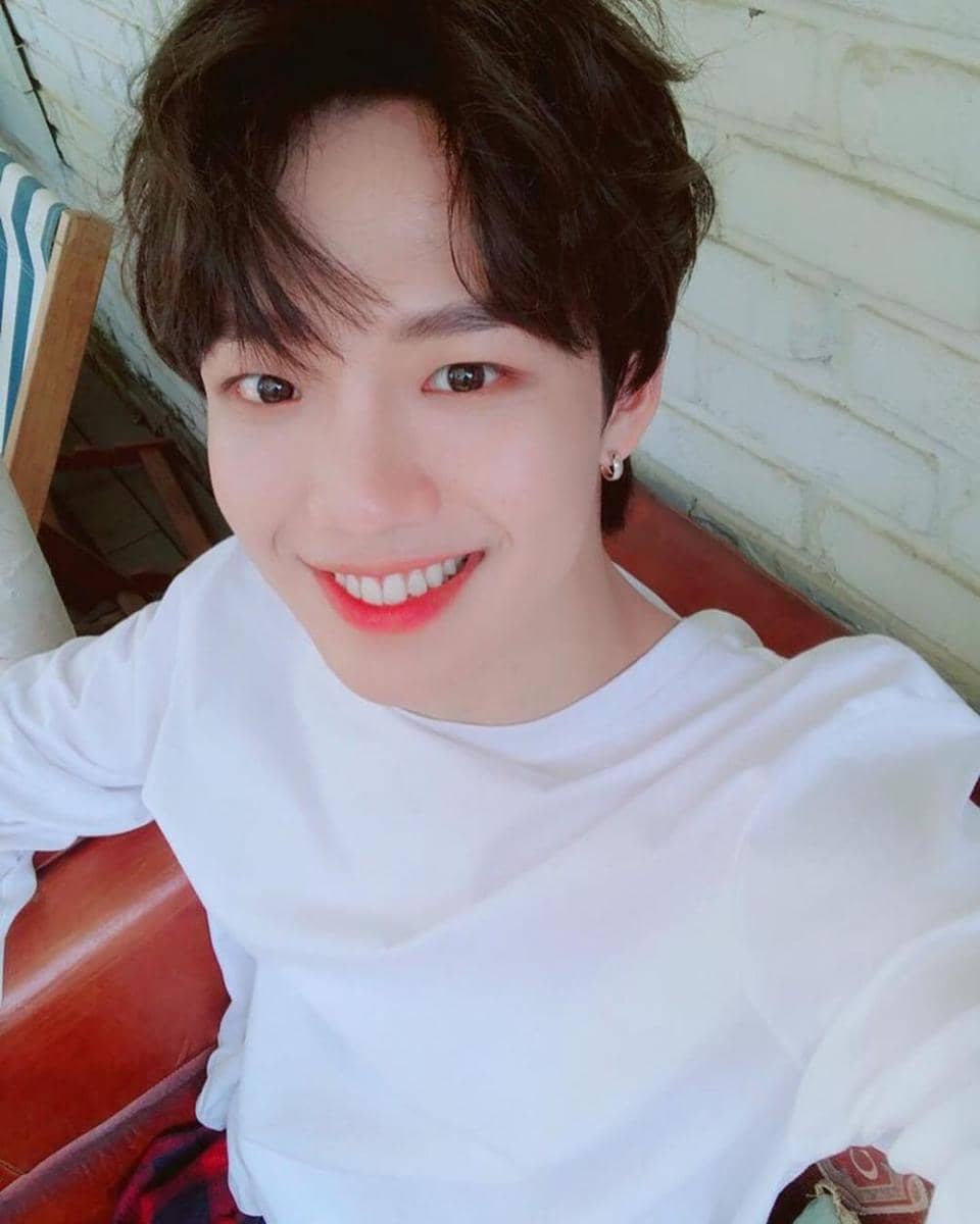 Instagram.com/ab6ix_official