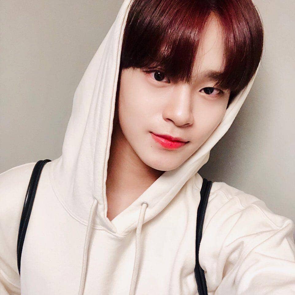 Instagram.com/ab6ix_official