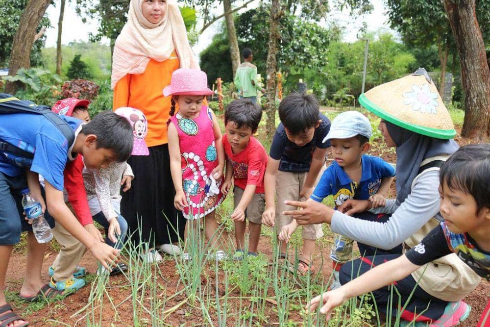 Instagram/alif_school