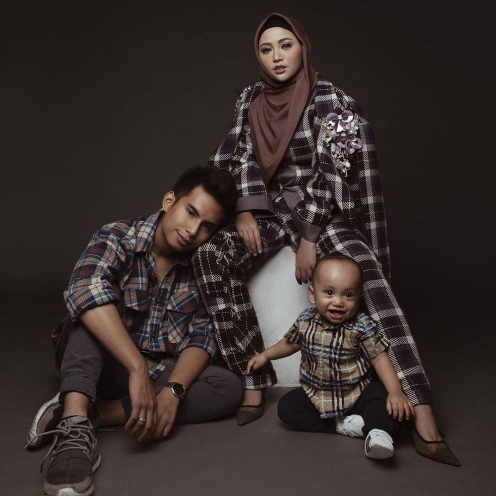 instagram.com/rachelvennya