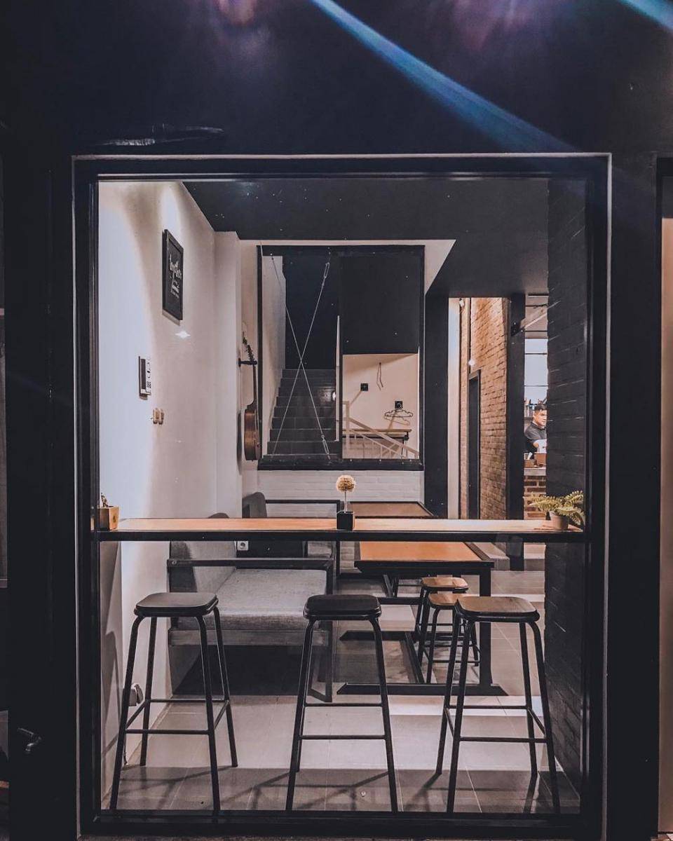 instagram.com/mrtrhy_