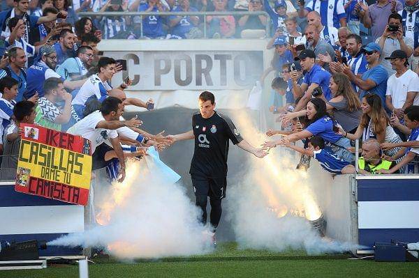 twitter.com/FCPorto
