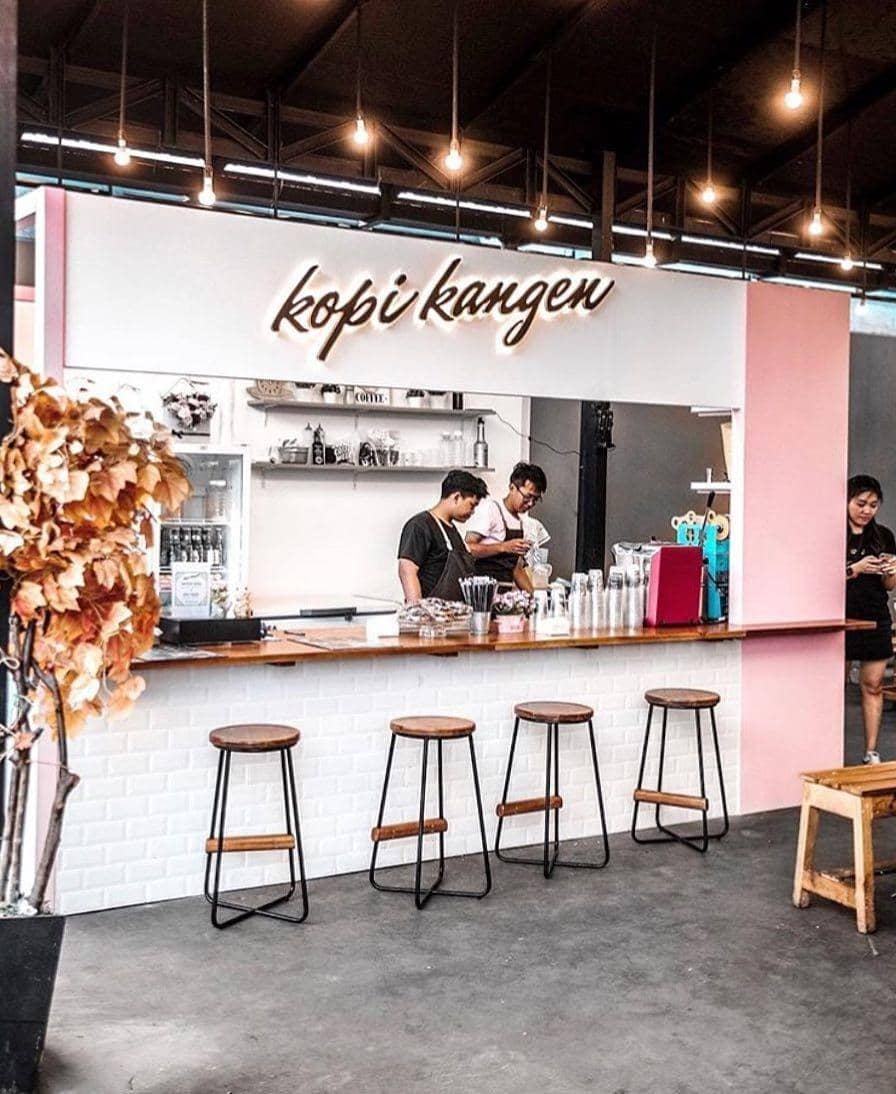 Instagram.com/lydiaoey