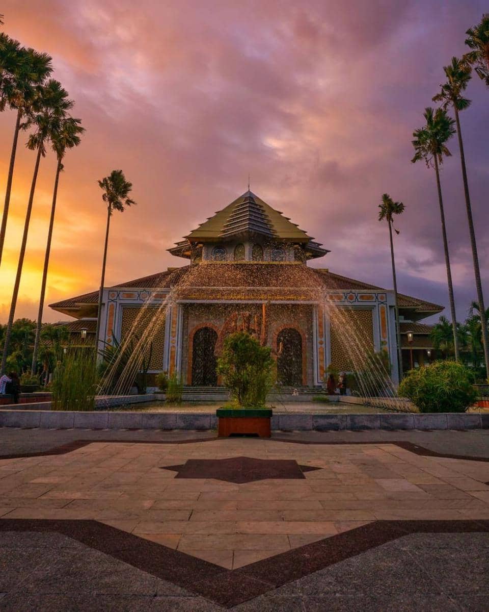 instagram.com/upiecupi