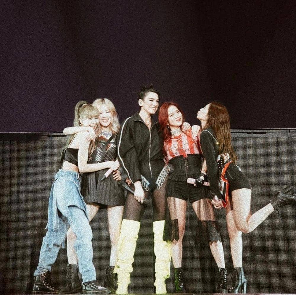 instagram.com/dualipa