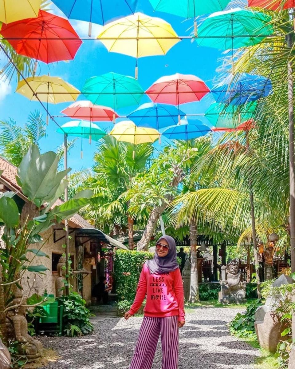 instagram.com/anaerycaw