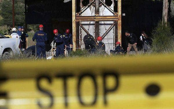 twitter.com/ekathimerini