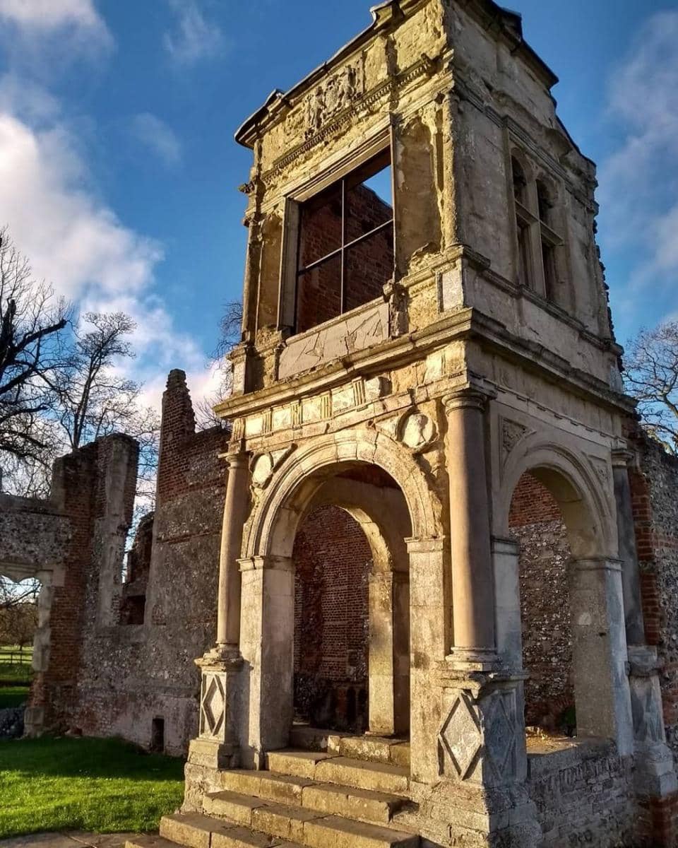 instagram.com/meganburnside3