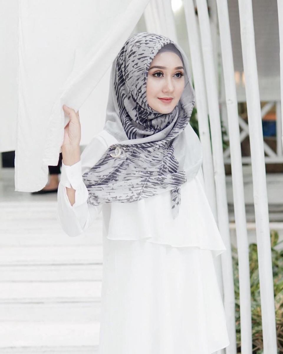 instagram.com/dianpelangi