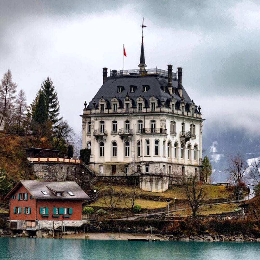 Instagram.com/ecriswell