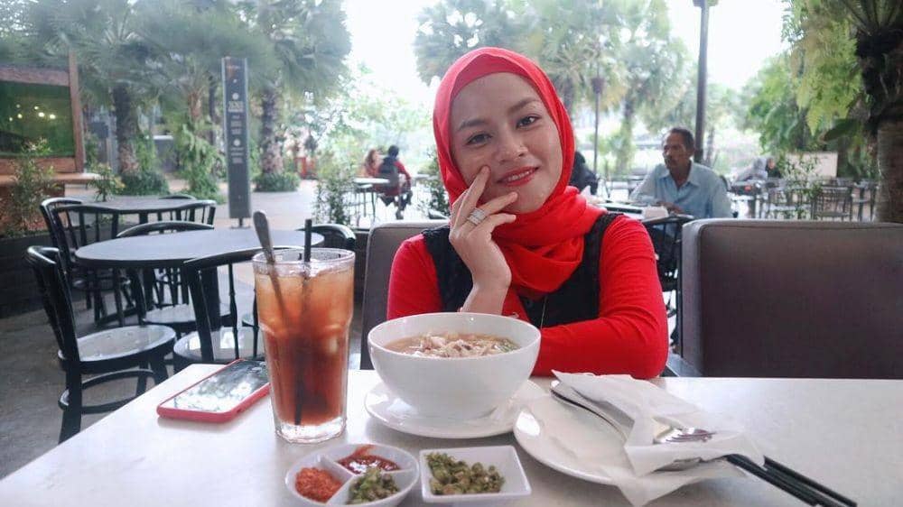 Instagram.com/lee_yunita