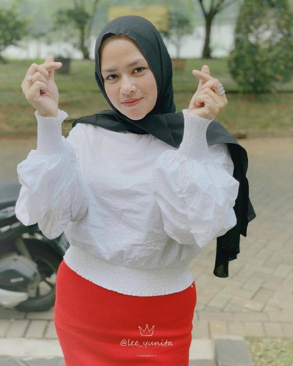 Instagram.com/lee_yunita