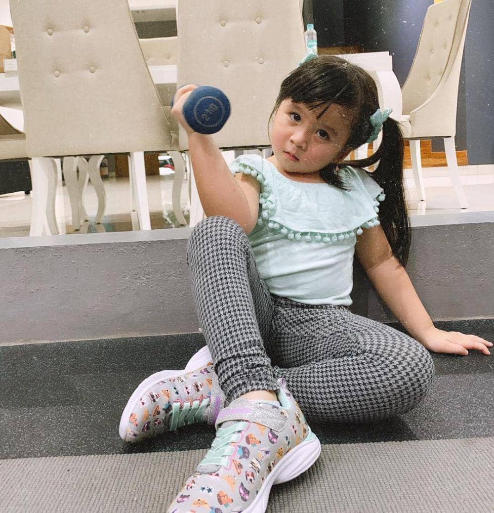 Instagram/babymoonella