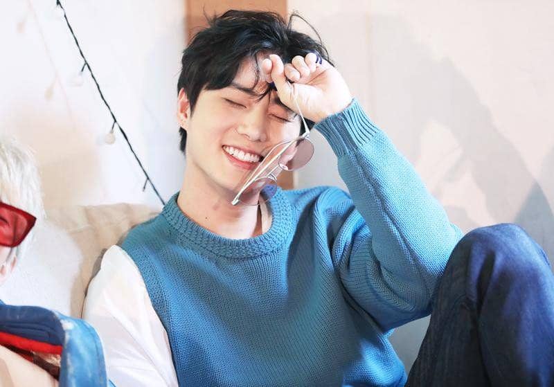 twitter.com/deisikseu