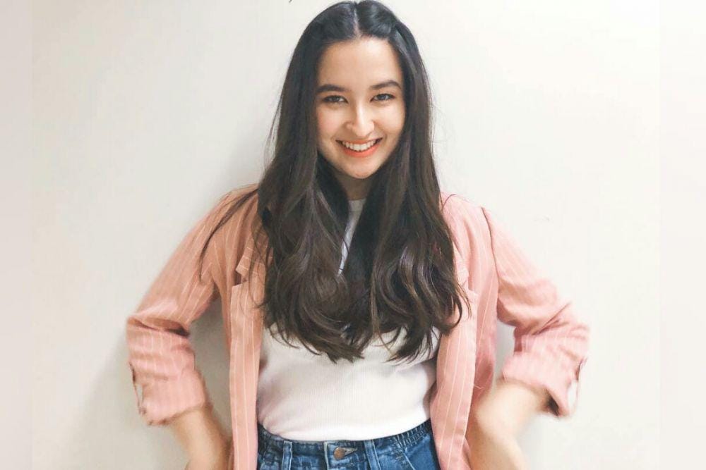 instagram.com/stephaniepoetri