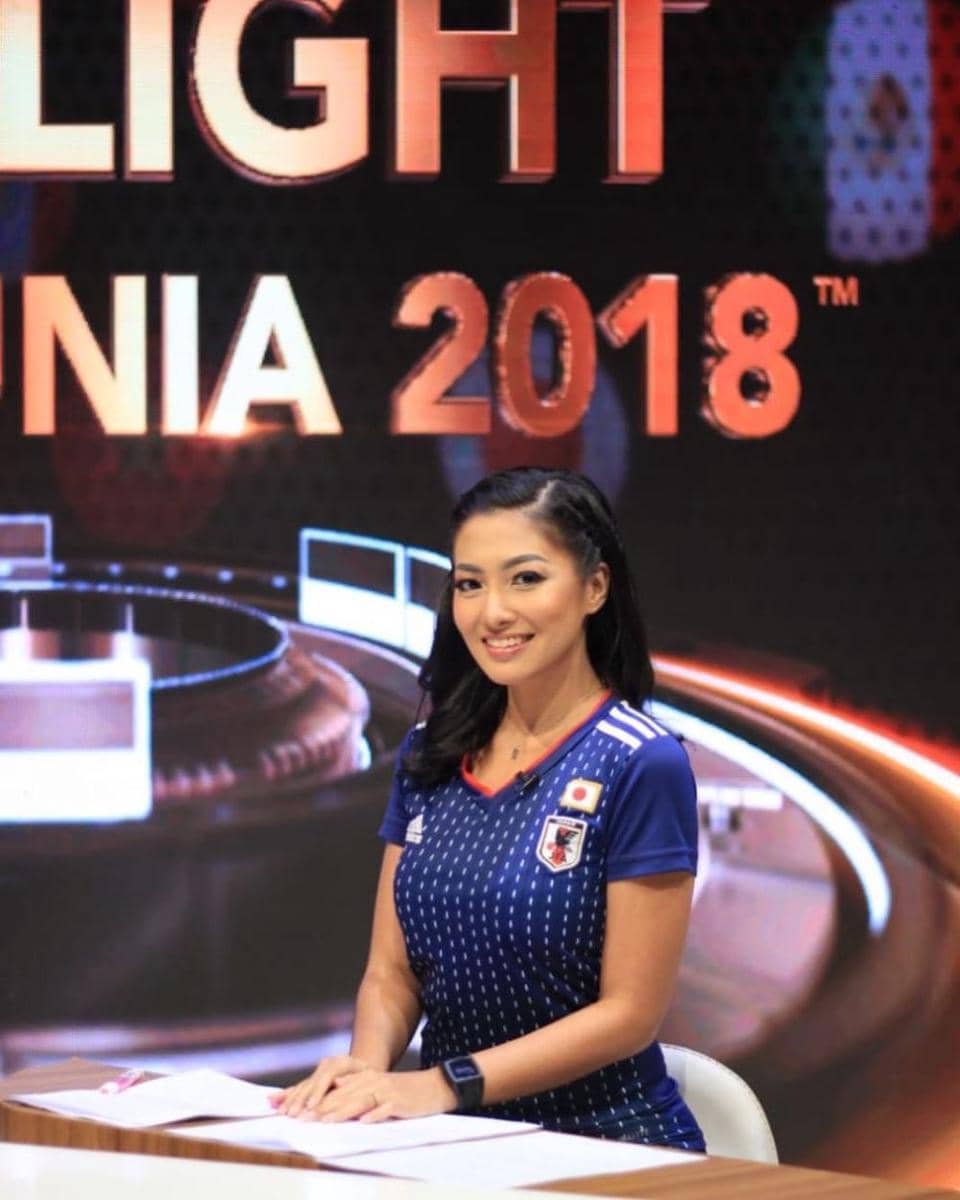 instagram.com/veniliaagik