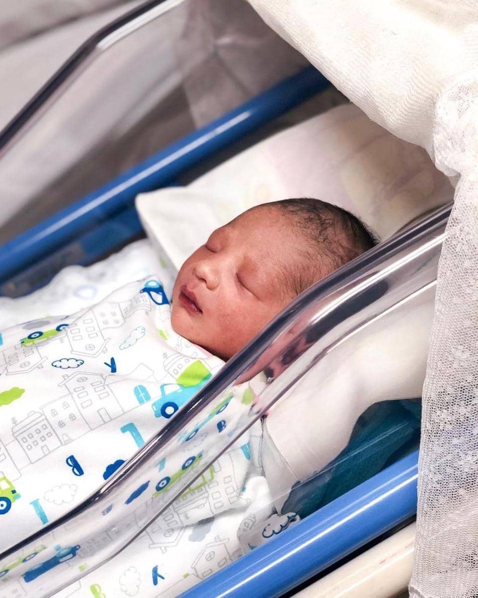 Instagram.com/amandazevannya