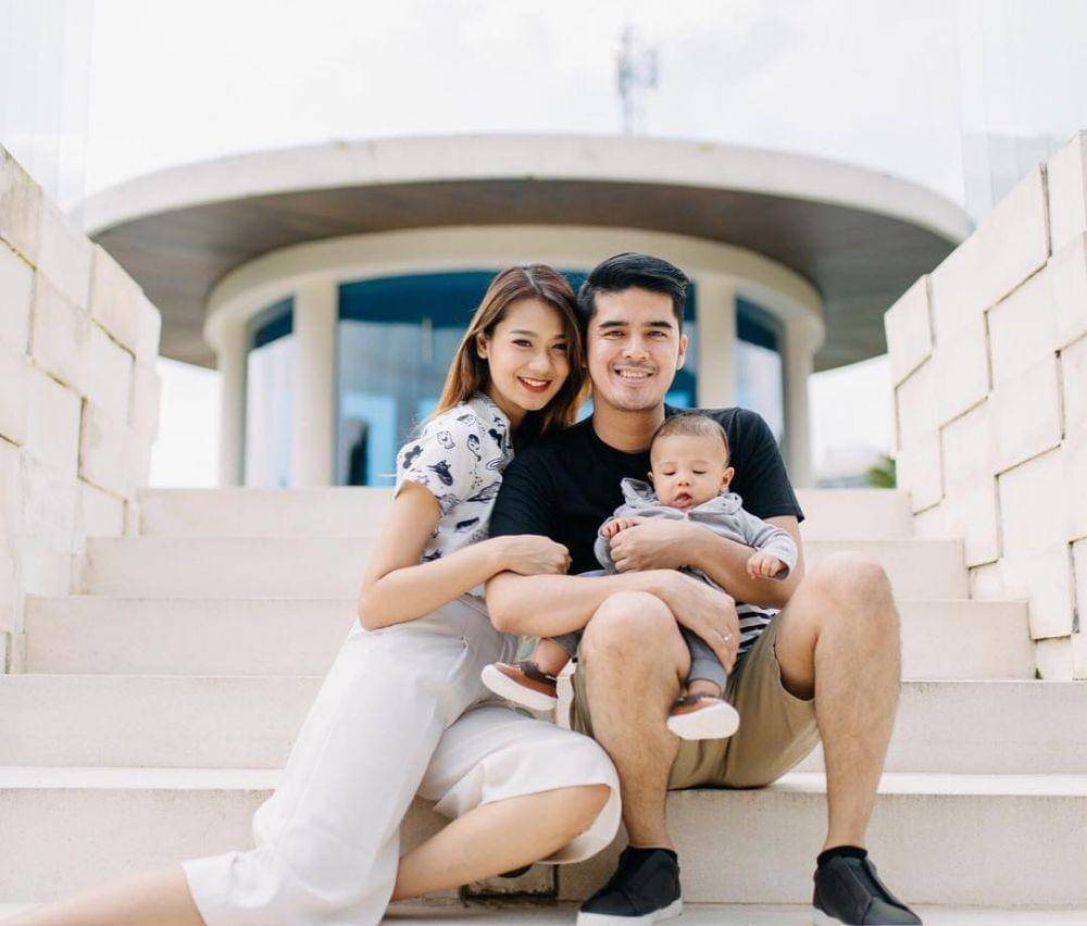 Instagram.com/amandazevannya