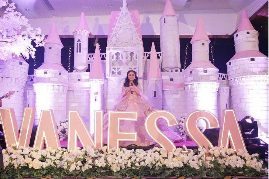 instagram.com/audyvanessa