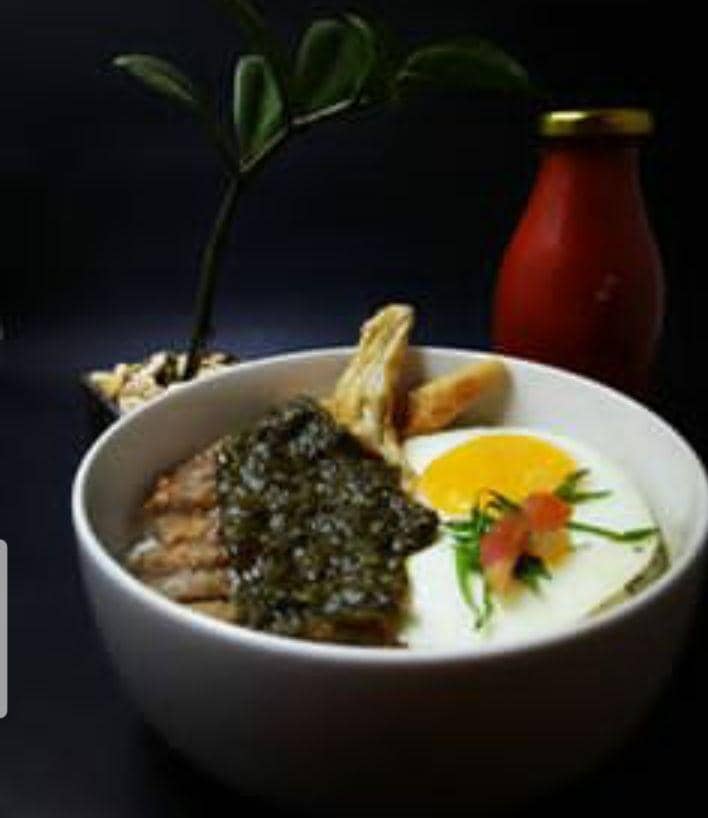 Instagram/ @eatsomnia