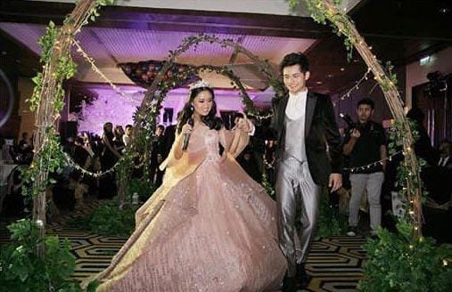 instagram.com/audyvanessa