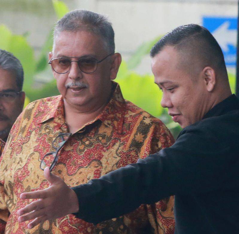 (Direktur PT PLN non aktif Sofyan Basir ketika tiba di gedung KPK) ANTARA FOTO/Reza Esnir