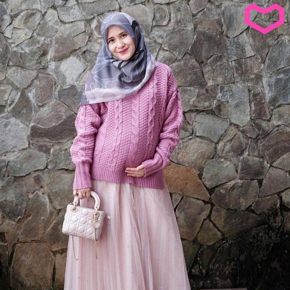 instagram.com/ryana_dea