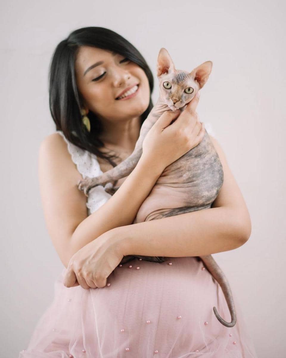 Instagram/AnissaAziza