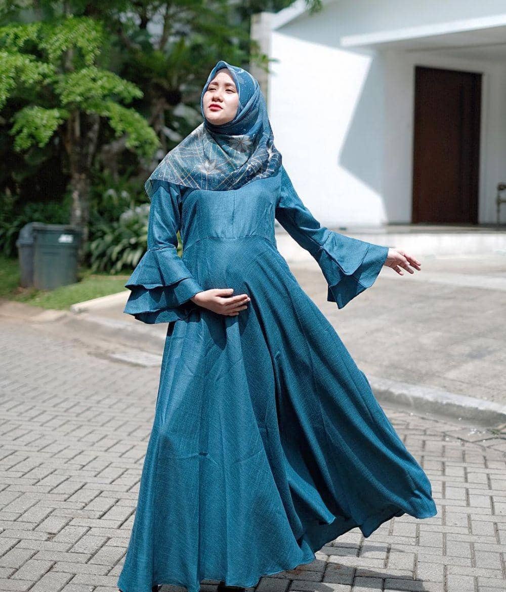 instagram.com/ryana_dea