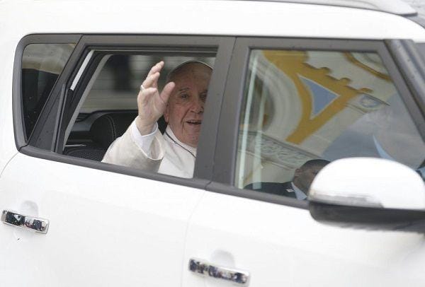 twitter.com/NewsClads