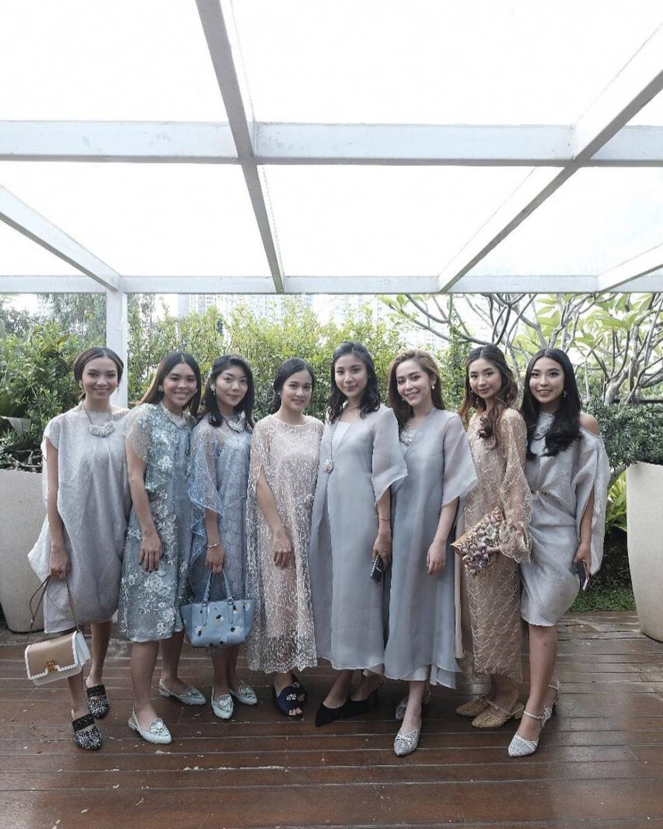 instagram.com/dresshaus.id
