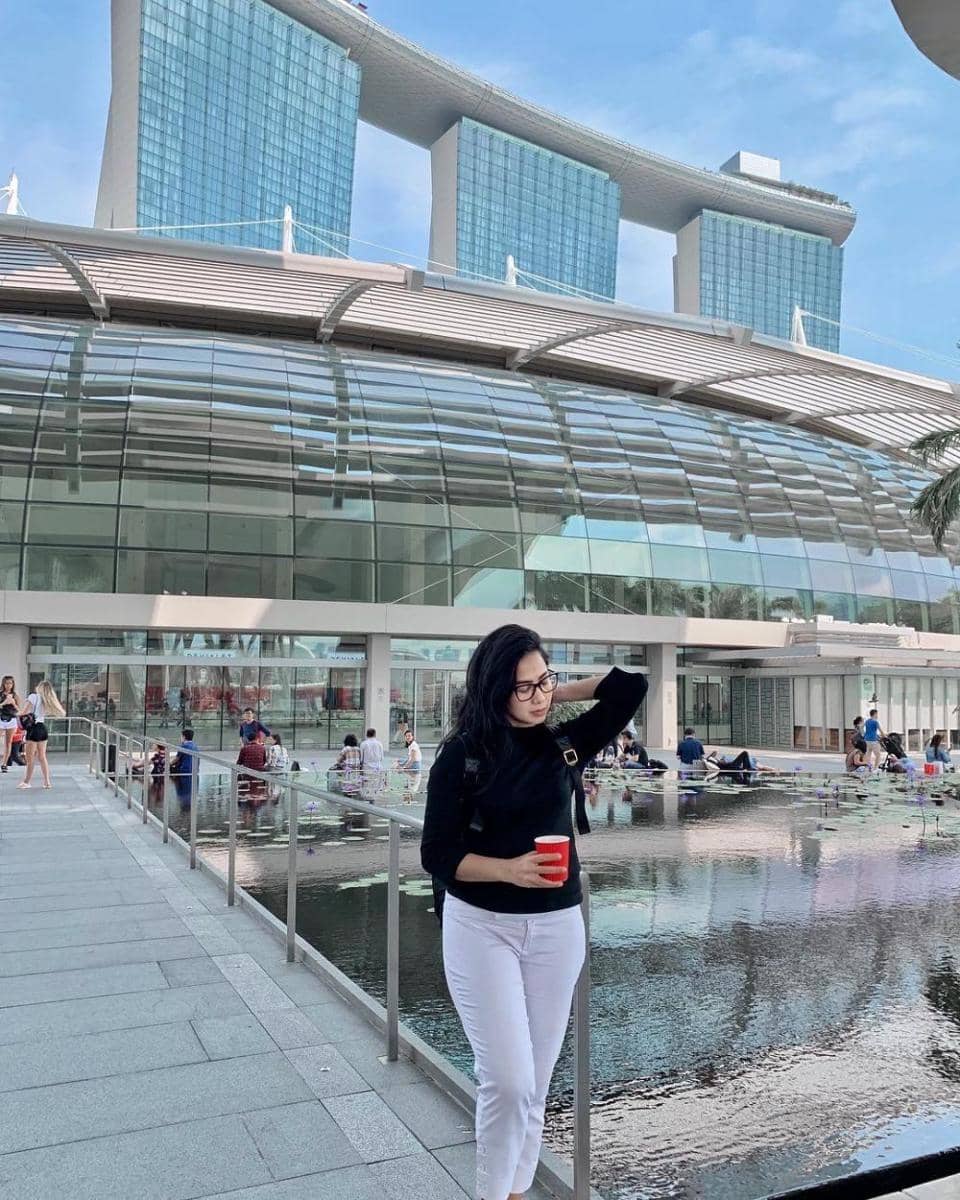 Instagram.com/fenirose