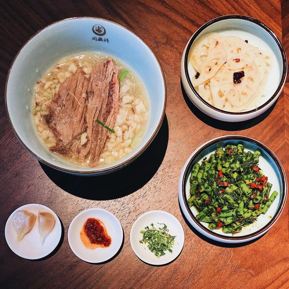 instagram.com/yen2_827