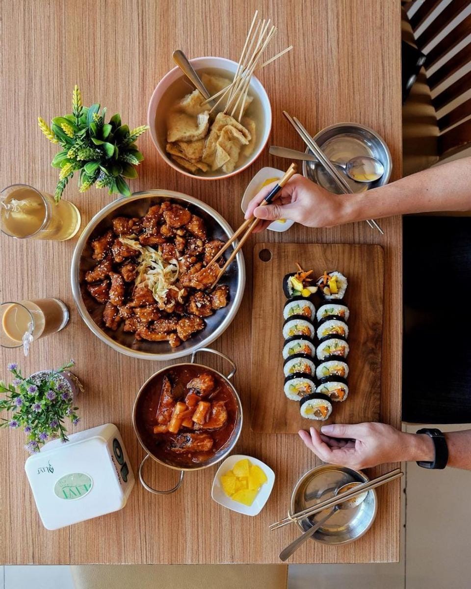 instagram.com/tteokbokkiqueen